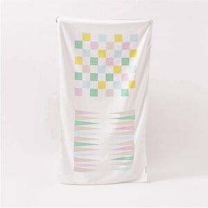 Sunnylife Summer Games Microfibre Towel